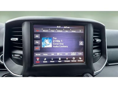 2021 RAM 1500 Big Horn Crew Cab 4x4 5'7" Box