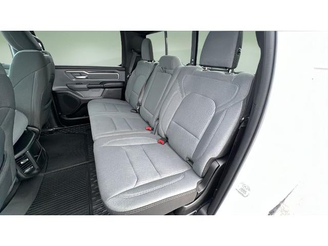 2021 RAM 1500 Big Horn Crew Cab 4x4 5'7" Box