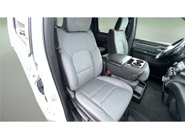 2021 RAM 1500 Big Horn Crew Cab 4x4 5'7" Box