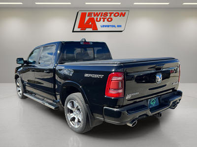 2020 RAM 1500 Laramie Crew Cab 4x4 5'7" Box