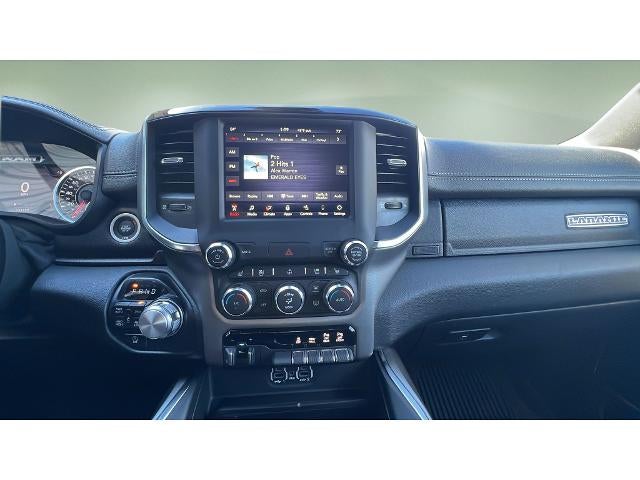 2020 RAM 1500 Laramie Crew Cab 4x4 5'7" Box