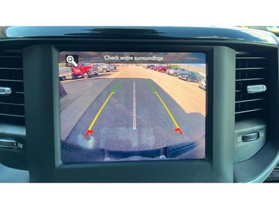 2020 RAM 1500 Laramie Crew Cab 4x4 5'7" Box