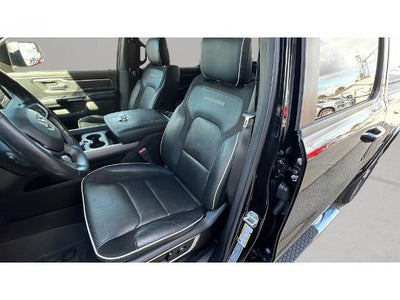 2020 RAM 1500 Laramie Crew Cab 4x4 5'7" Box