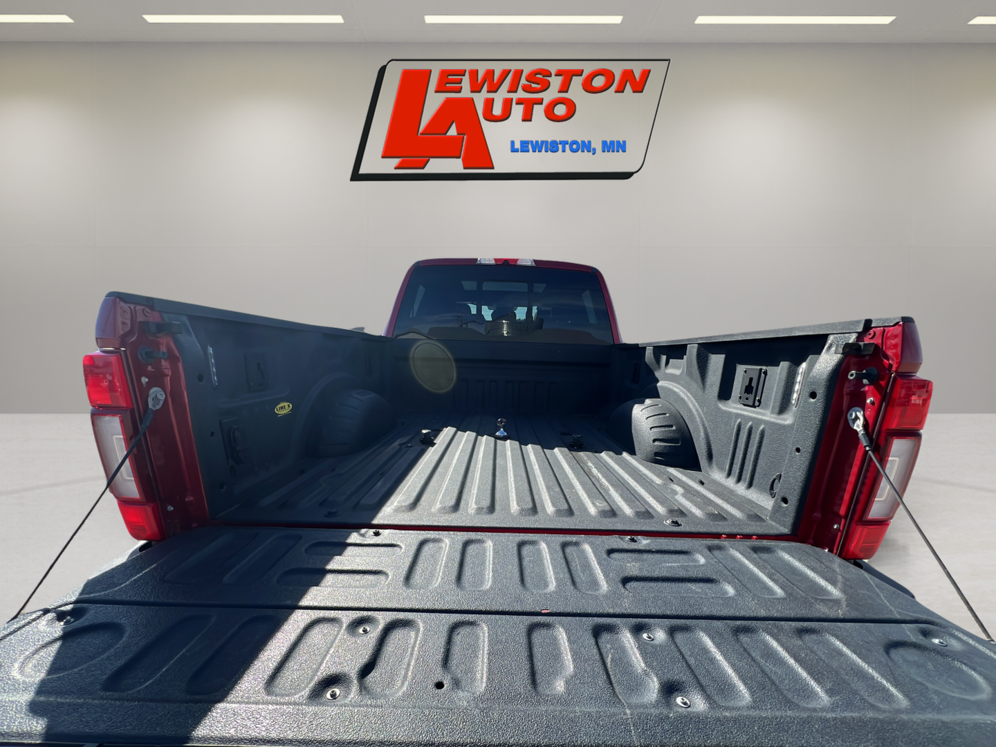 2022 Ford Super Duty F-350 SRW XL