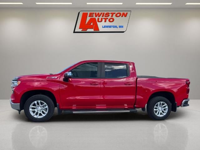 Used 2024 Chevrolet Silverado 1500 LT with VIN 1GCUDDEDXRZ202927 for sale in Lewiston, Minnesota