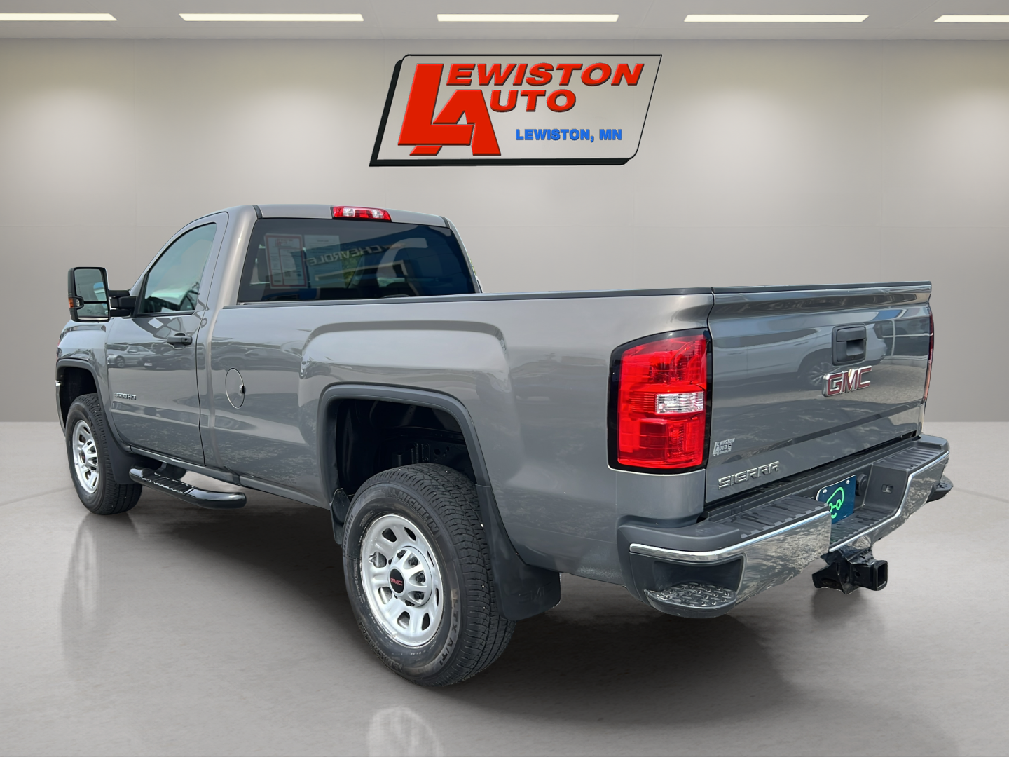 2017 GMC Sierra 3500 HD 4WD Reg Cab 133.6"
