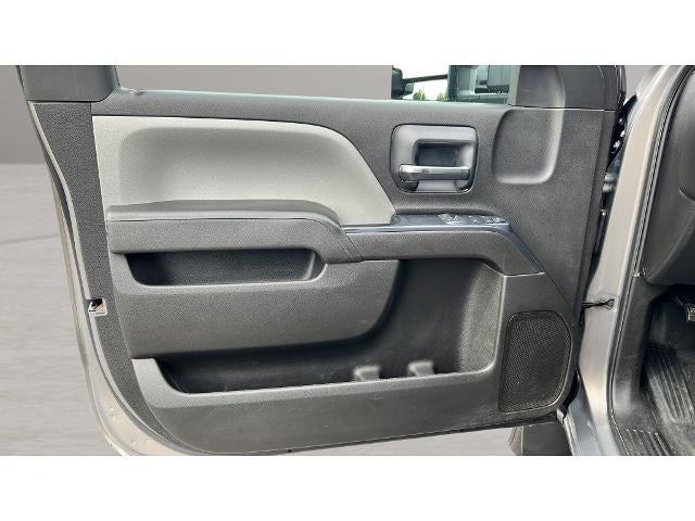 2017 GMC Sierra 3500 HD 4WD Reg Cab 133.6"