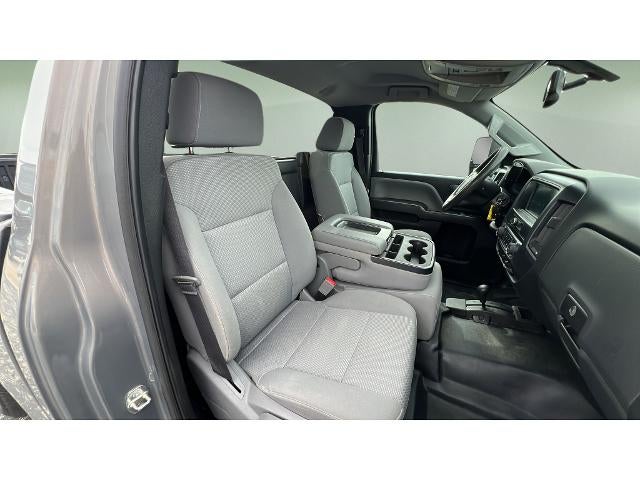 2017 GMC Sierra 3500 HD 4WD Reg Cab 133.6"