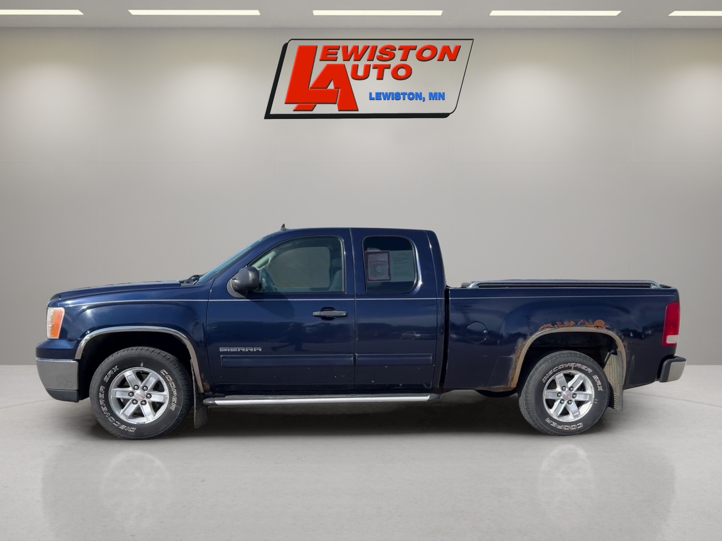 Used 2011 GMC Sierra 1500 SLE with VIN 1GTR2VE33BZ203691 for sale in Lewiston, Minnesota