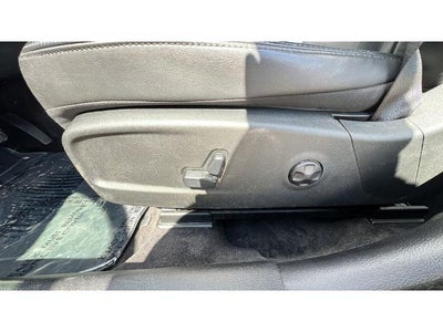 2014 Chrysler 300 4dr Sdn RWD