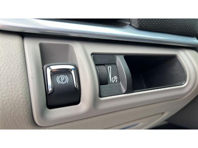 2016 Cadillac XTS Luxury Collection