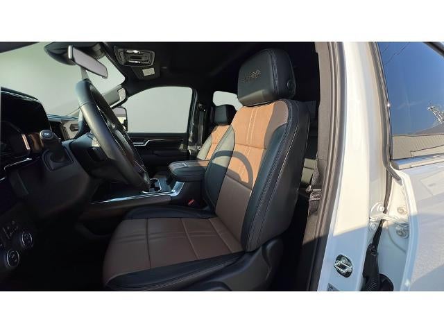 2024 Chevrolet Silverado 3500 HD High Country