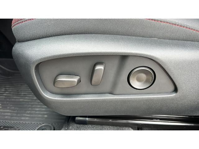 2027 Chevrolet Equinox RS - Photo 25