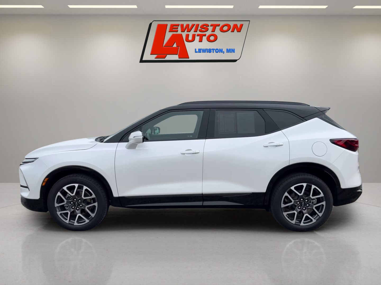 Used 2025 Chevrolet Blazer RS with VIN 3GNKBKRS6SS160485 for sale in Lewiston, Minnesota