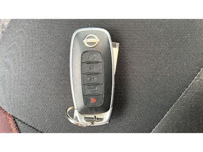 2024 Nissan Versa 1.6 SR