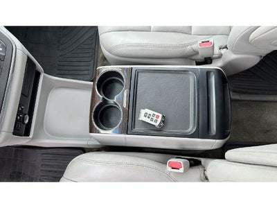 2017 Toyota Sienna XLE Auto Access Seat