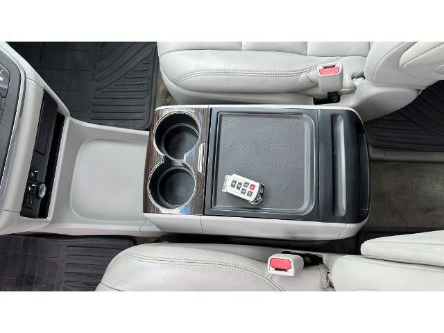 2017 Toyota Sienna XLE Auto Access Seat