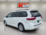 2017 Toyota Sienna XLE Auto Access Seat
