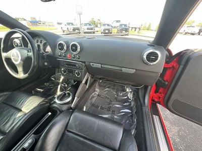 2004 Audi TT 2dr Roadster Auto